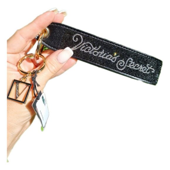 New Victoria's Secret Signature Wristlet KEY PURSE KEYCHAIN BLING CHARMS FOB